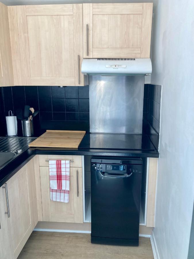 Charming 1 Bedroom Flat, Biarritz Center With Pool And Car Park المظهر الخارجي الصورة
